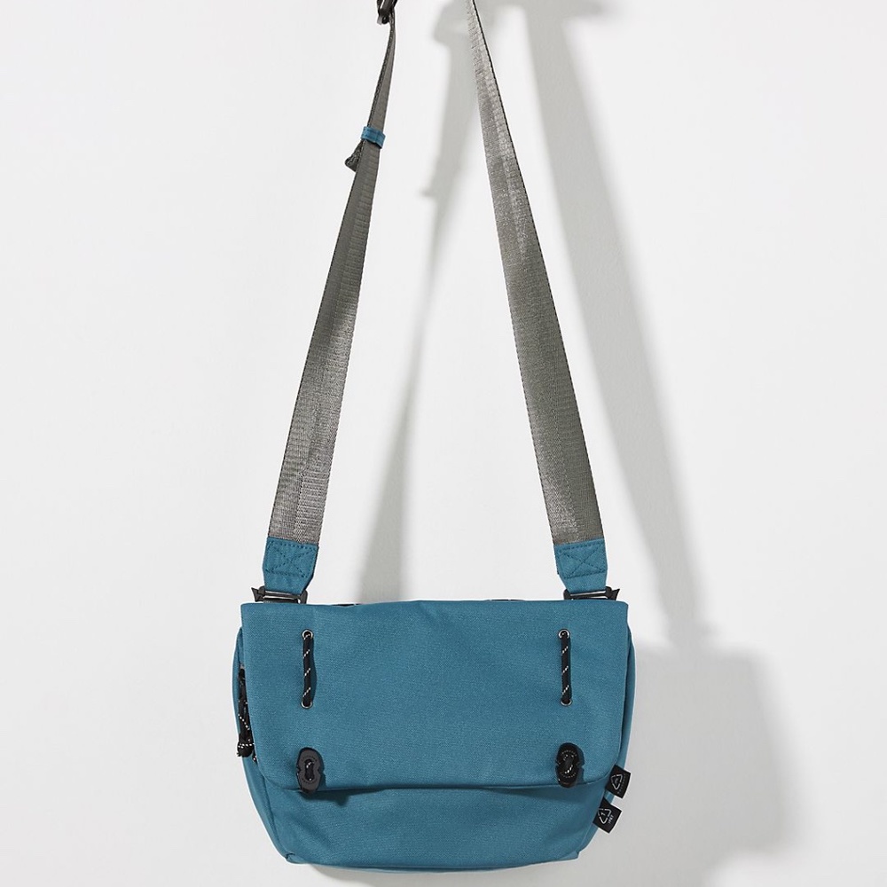 Doughnut Saddle Convertible Crossbody Bag